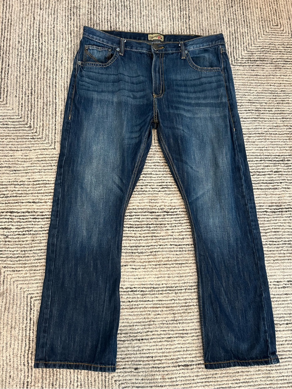 Wrangler 20X Jeans Mens 38x32 Dark Wash Straight Leg Cowboy Western
